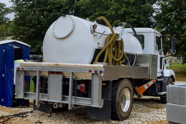 Best Portable restroom trailer rental  in Newton, MS